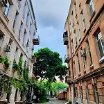 Sea View, ул университетская 17 * オデッサ
