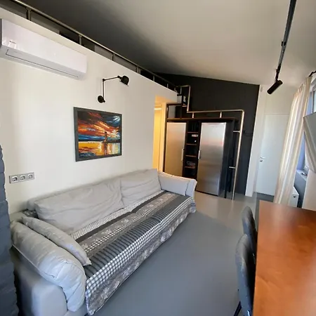 Sea View, ул университетская 17