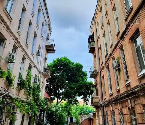 Sea View, ул университетская 17 * Odessza