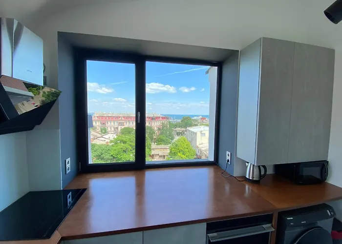 Sea View, ул университетская 17 *