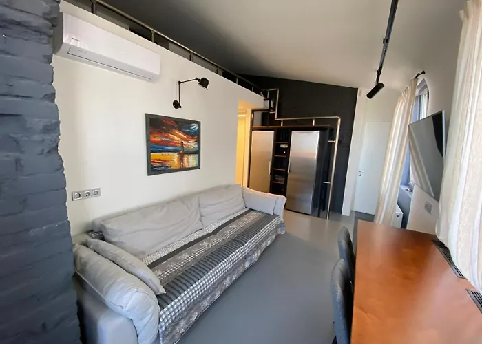 Sea View, ул университетская 17